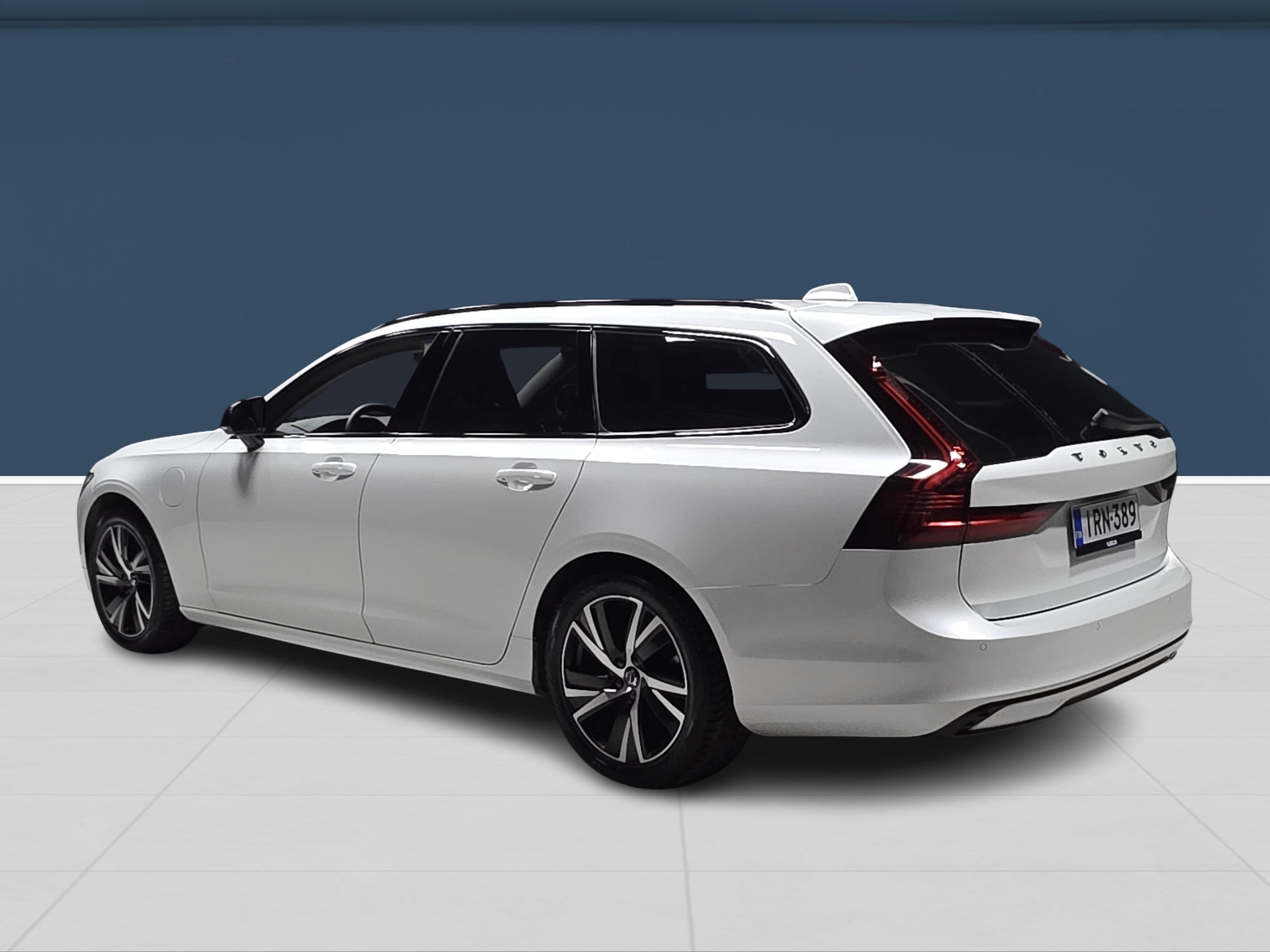 Volvo V90 2024, photo 6/16