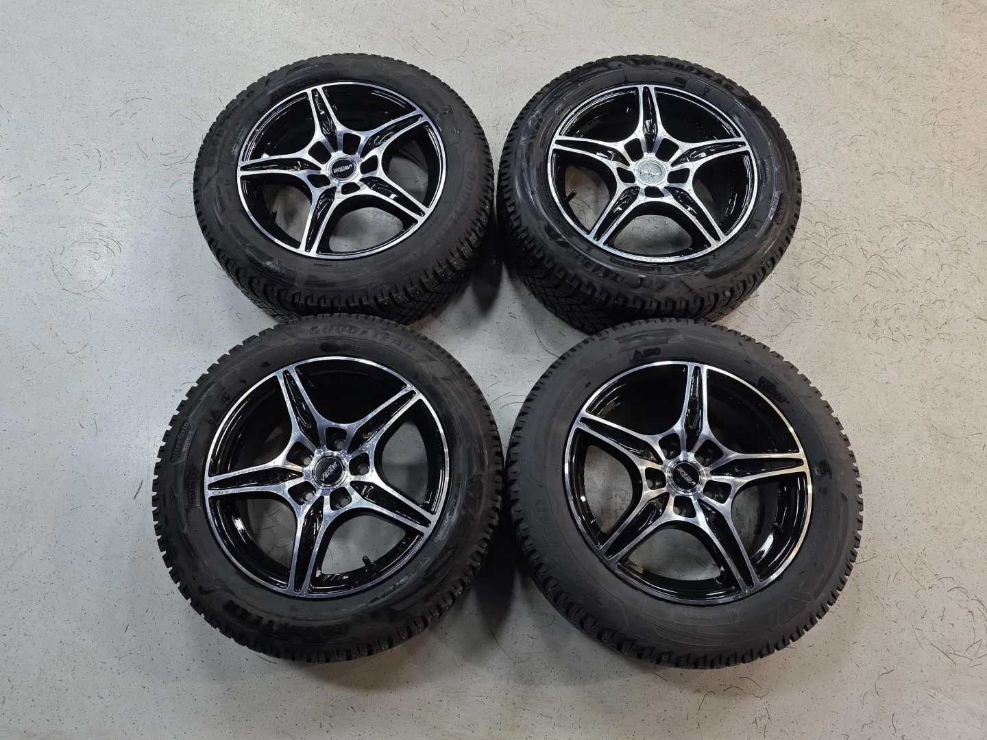 Autokuva 12 - IRS-796