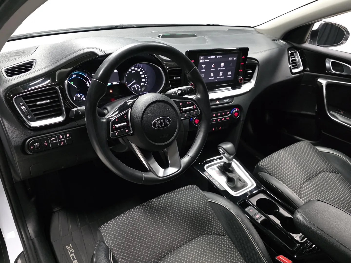 Autokuva 8 - IRS-796