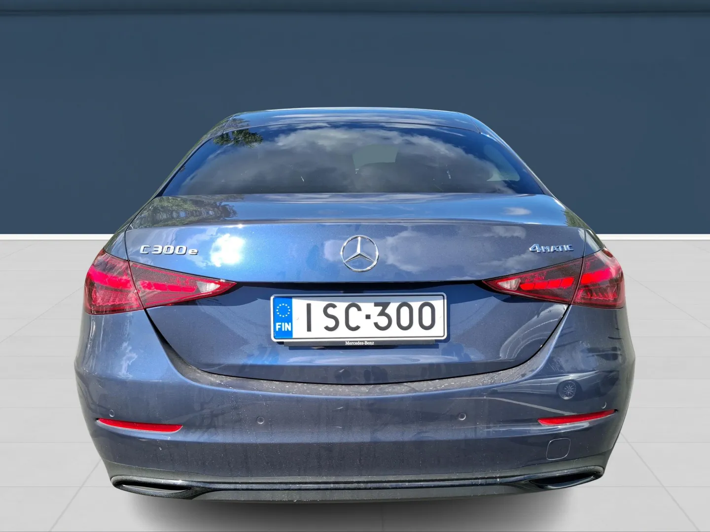 Autokuva 5 - ISC-300