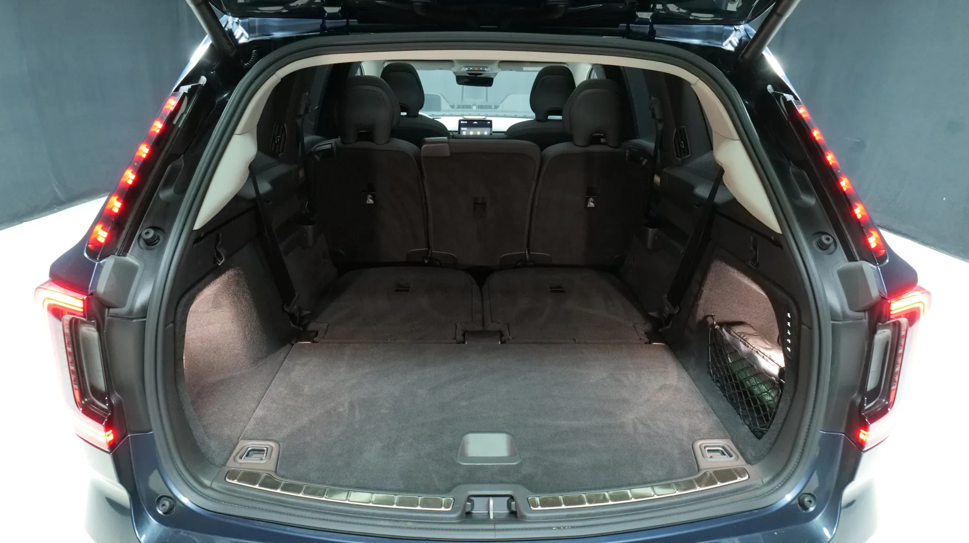 Autokuva 17 - ISC-606