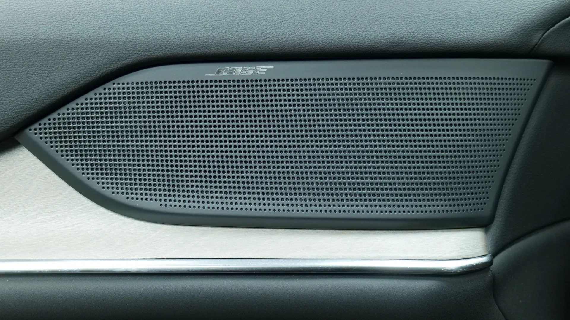 Autokuva 10 - ISC-606