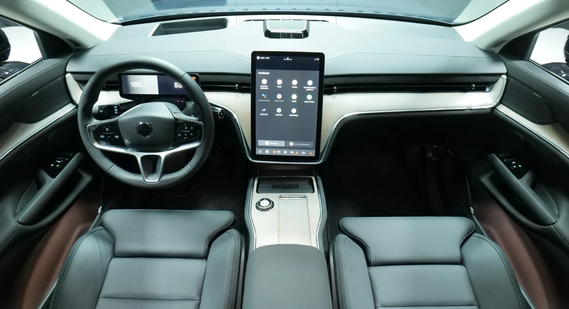 Autokuva 14 - ISC-606