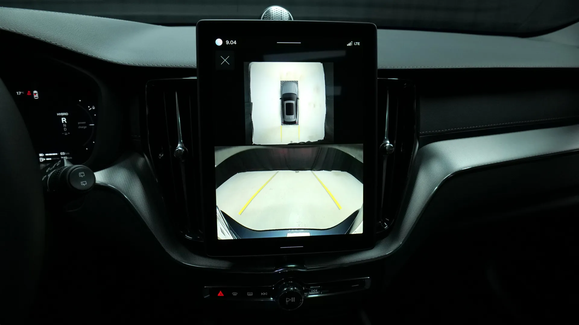 Autokuva 7 - ISK-412