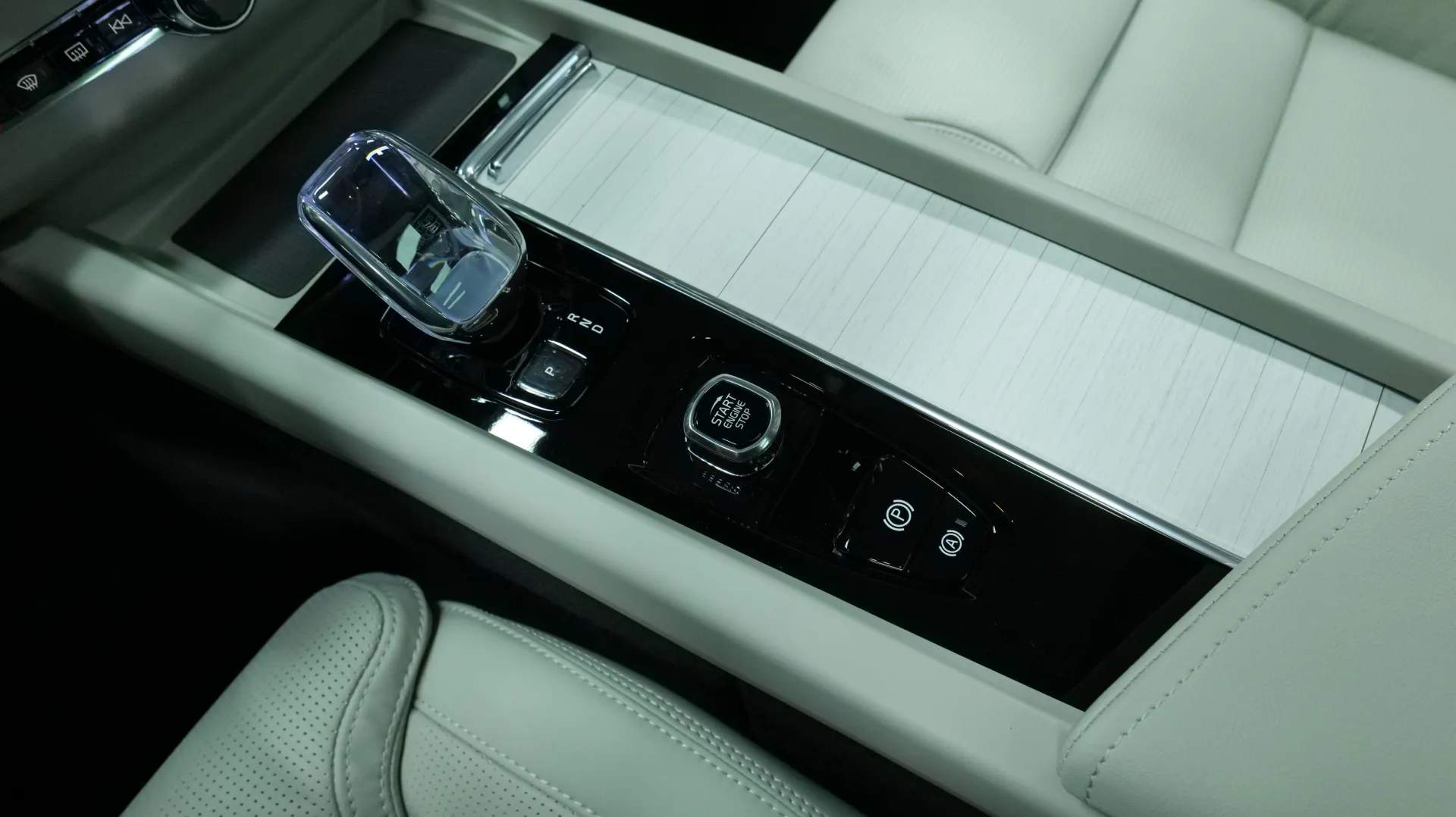 Autokuva 9 - ISK-422