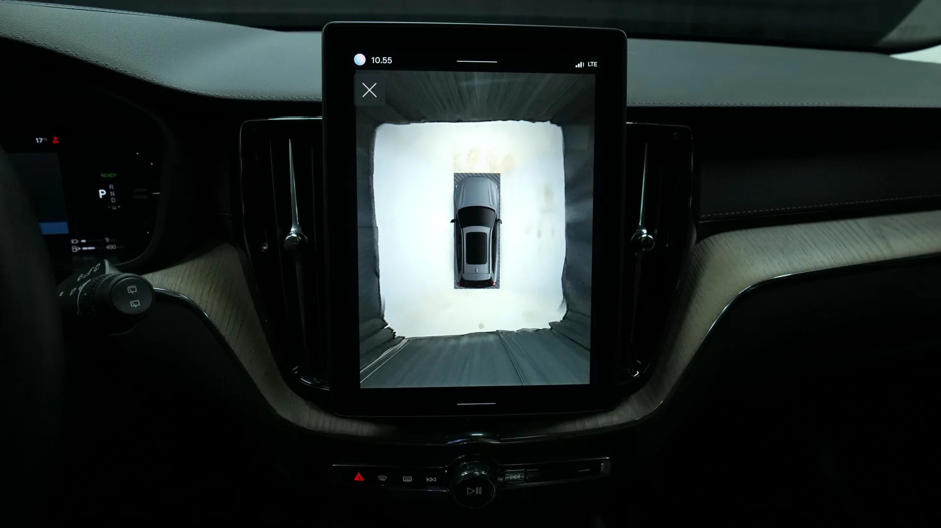 Autokuva 7 - ISK-425