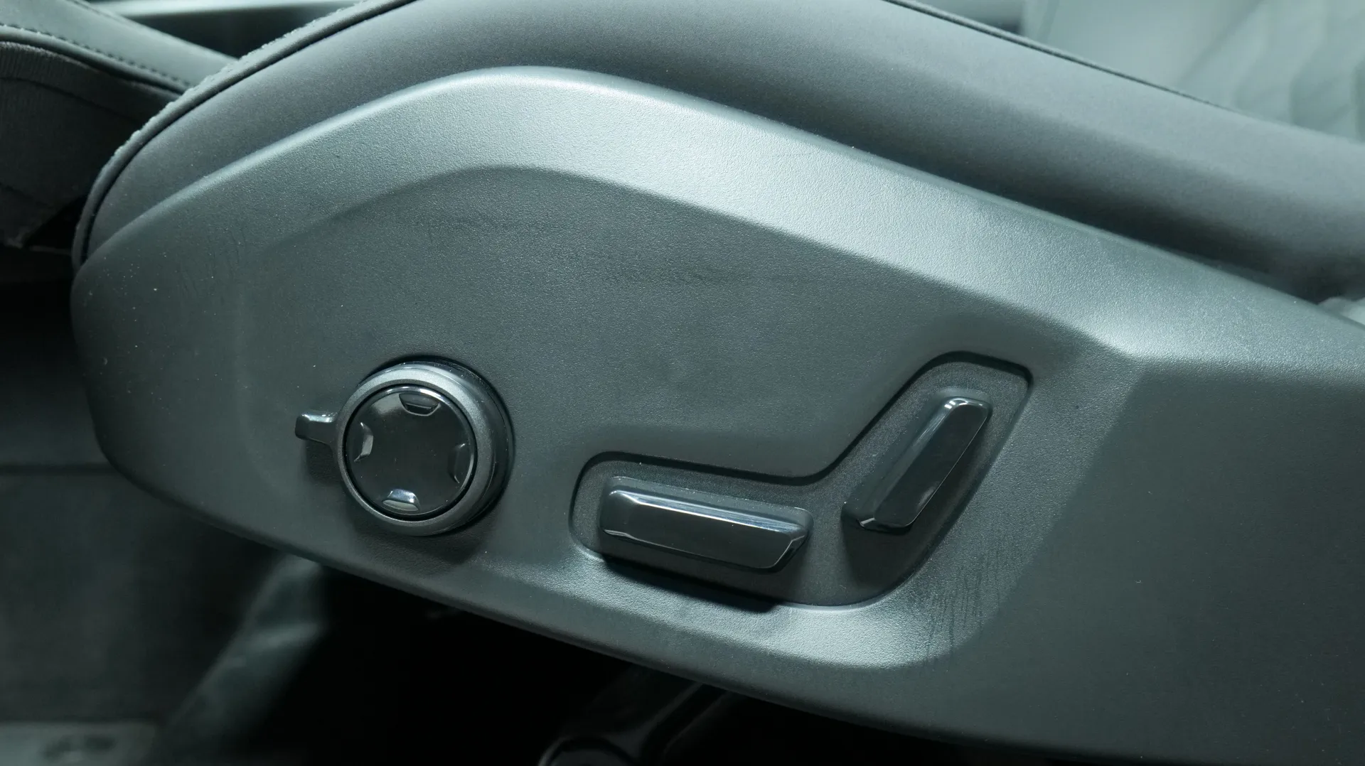 Autokuva 11 - ISK-425