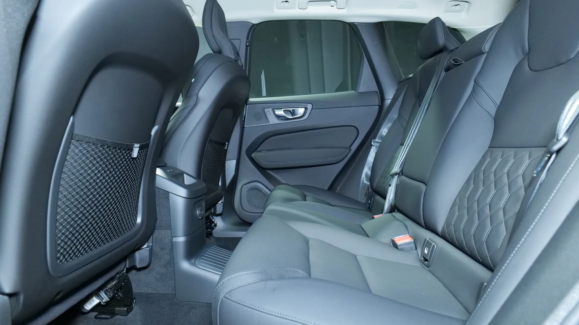 Autokuva 16 - ISK-445