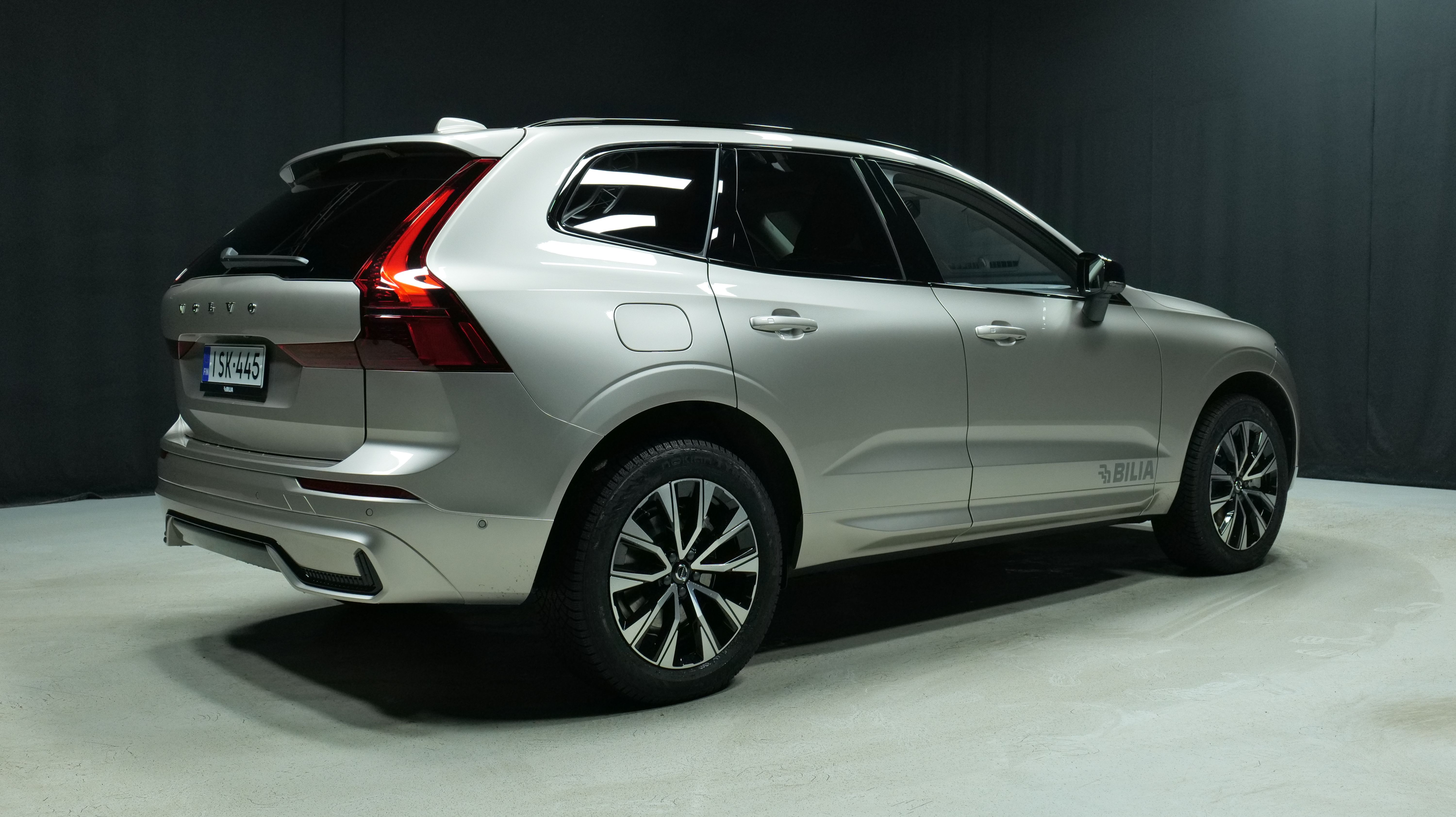 Volvo XC60 T6 AWD Long Range Plus Dark 2026, kuva 3/18
