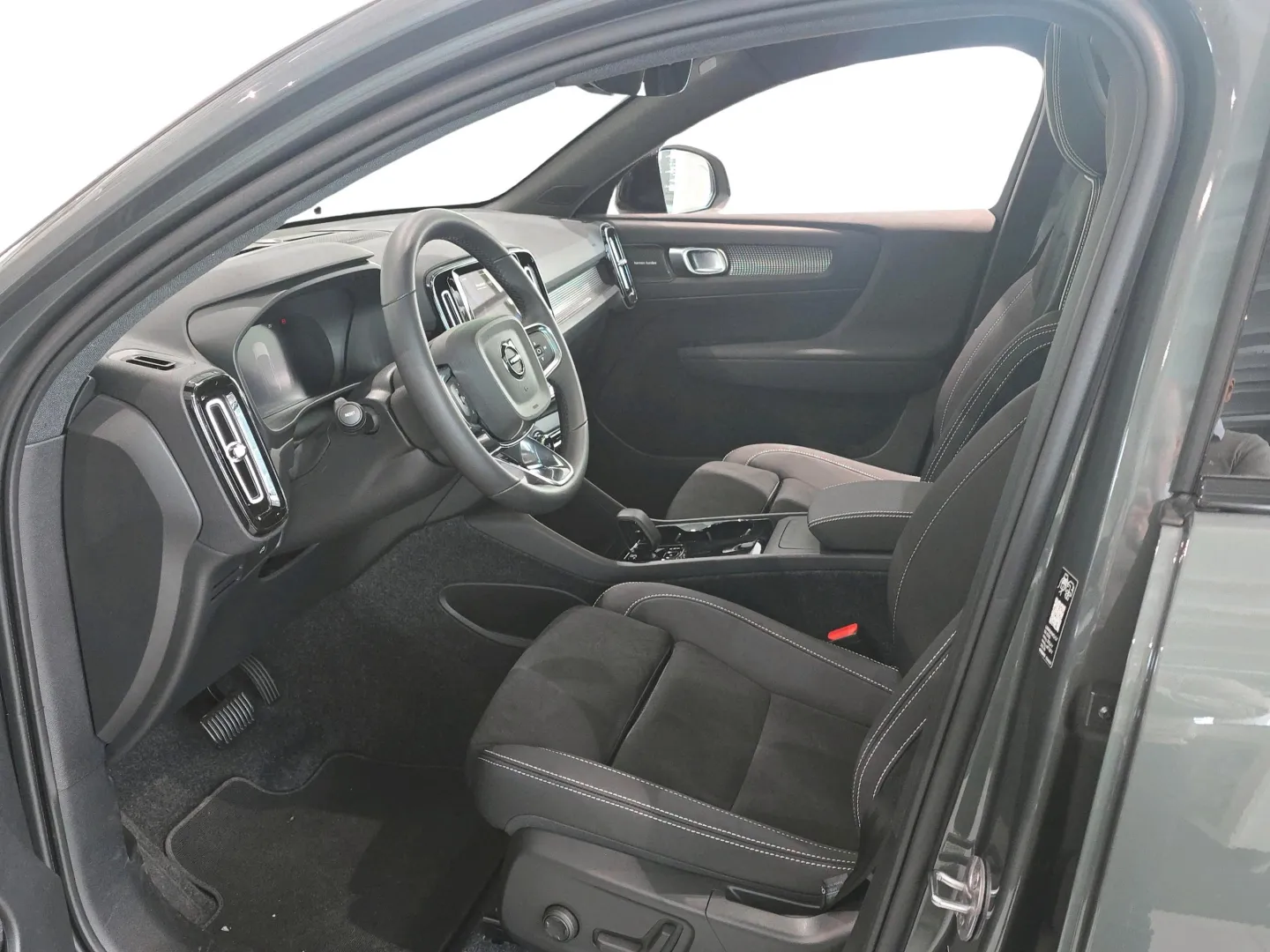 Autokuva 5 - ISL-349