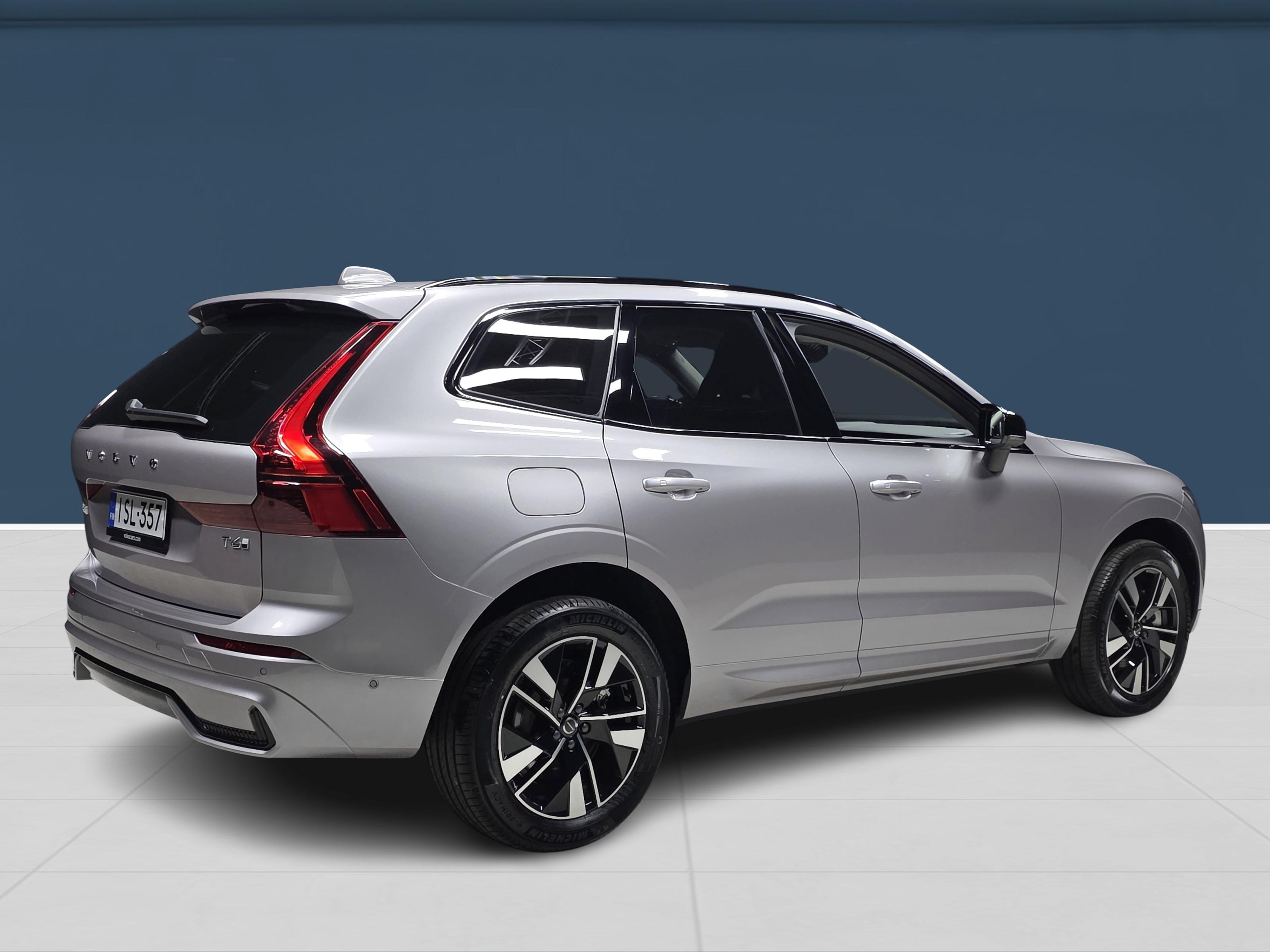 Volvo XC60 T6 AWD Long Range Plus Dark 2026, photo 4/18