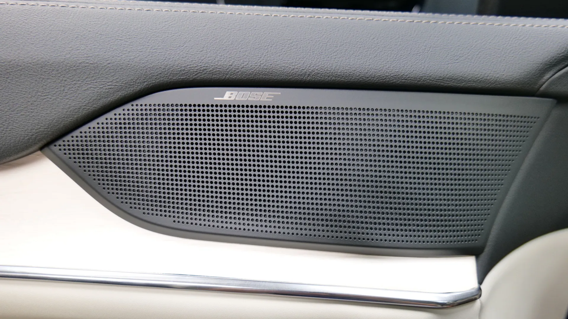 Autokuva 18 - ISL-366