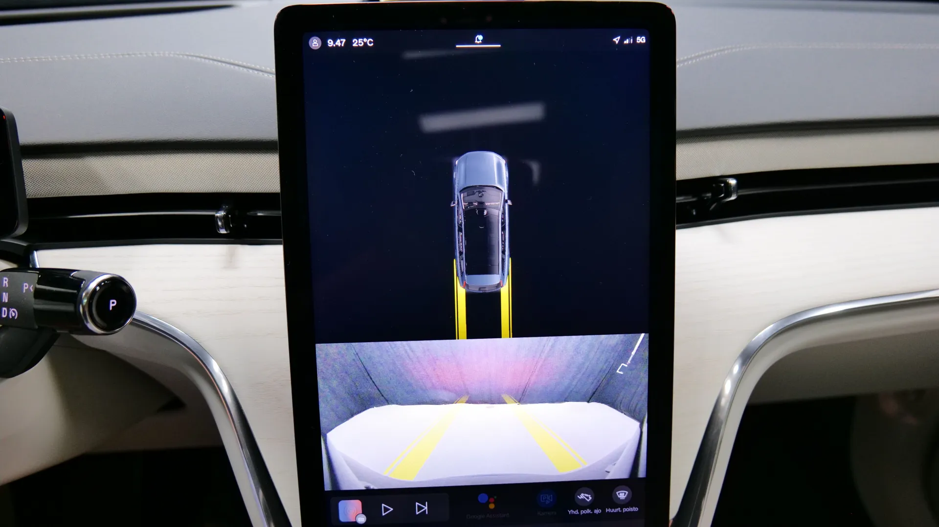 Autokuva 11 - ISL-366