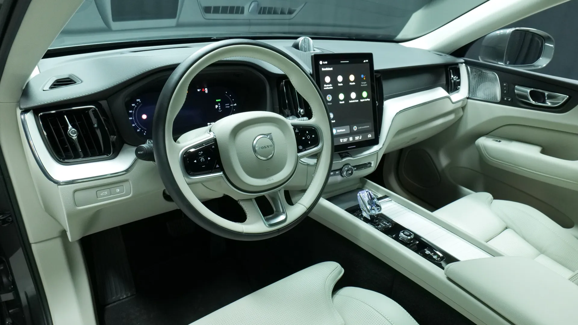 Autokuva 13 - ISL-367