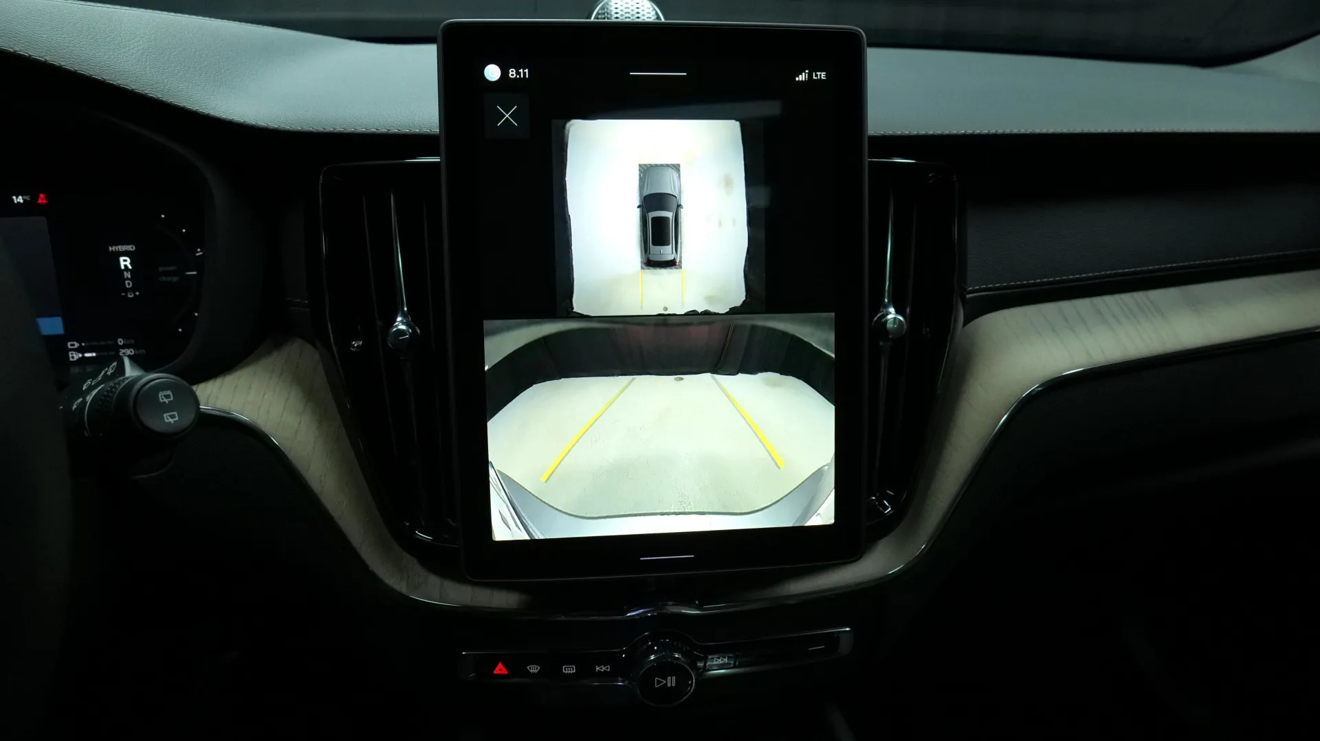 Autokuva 7 - ISL-778