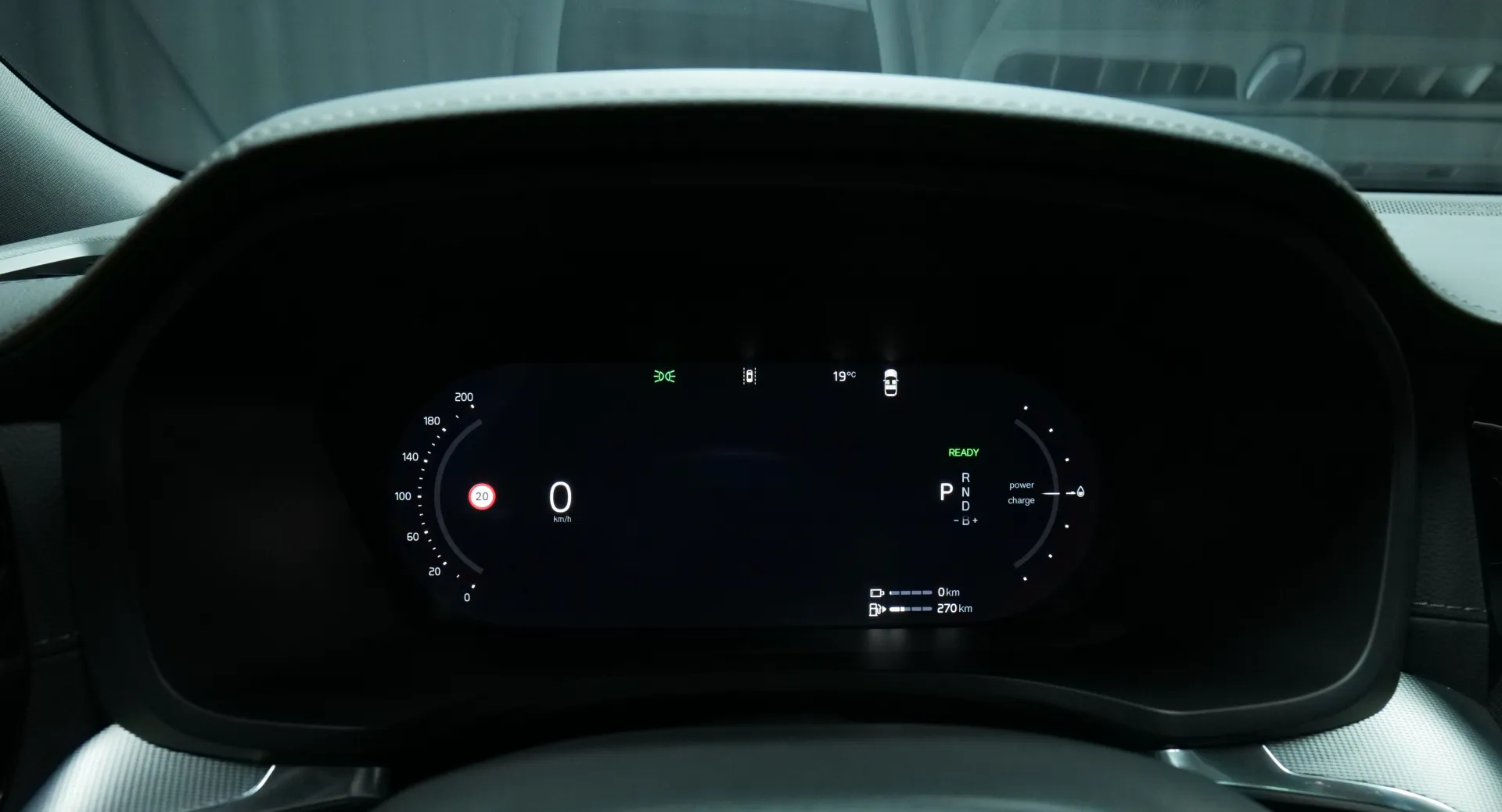 Autokuva 6 - ISL-803