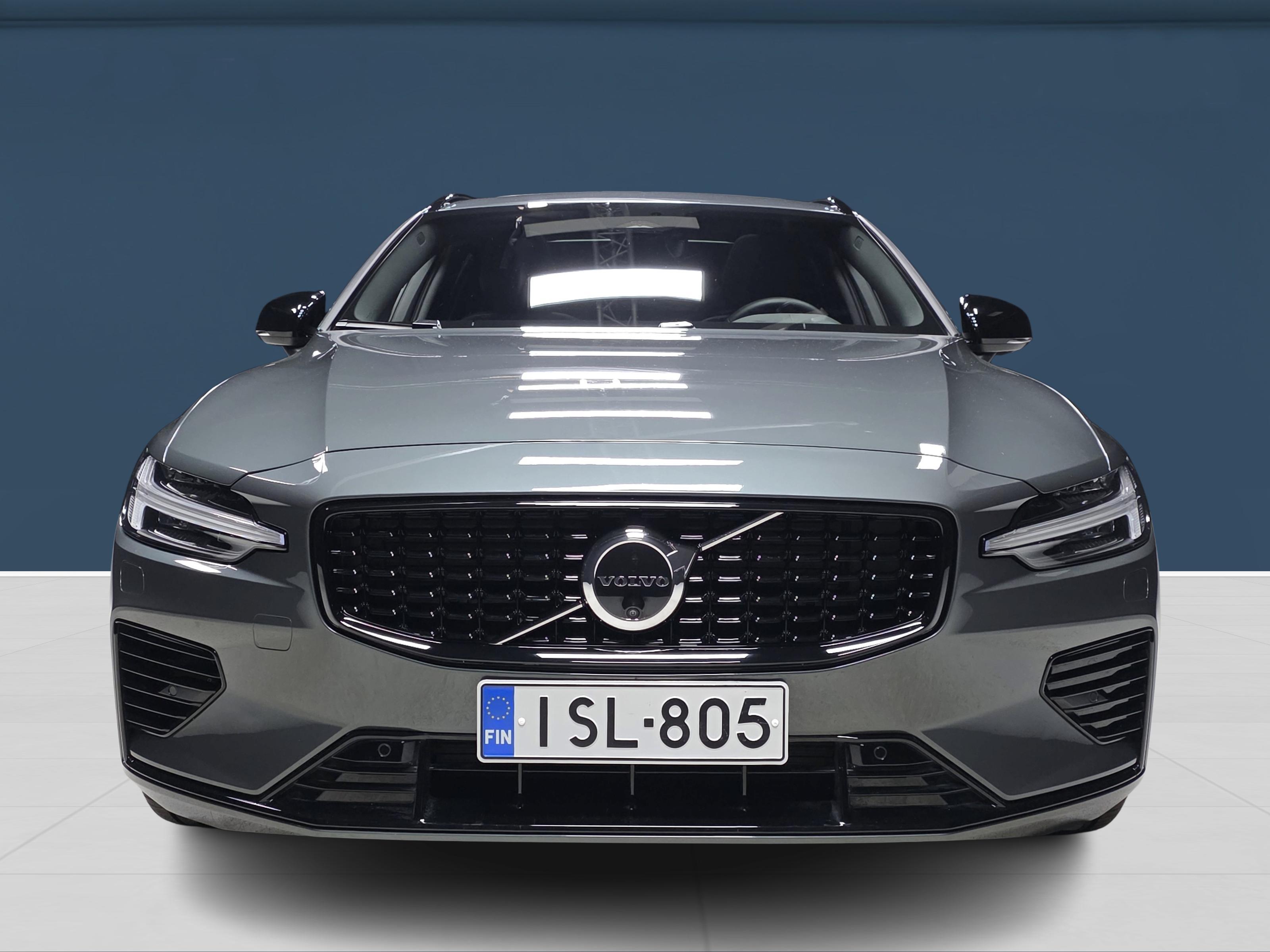 Volvo V60 T6 AWD Long Range Ultra Dark 2026, kuva 2/17