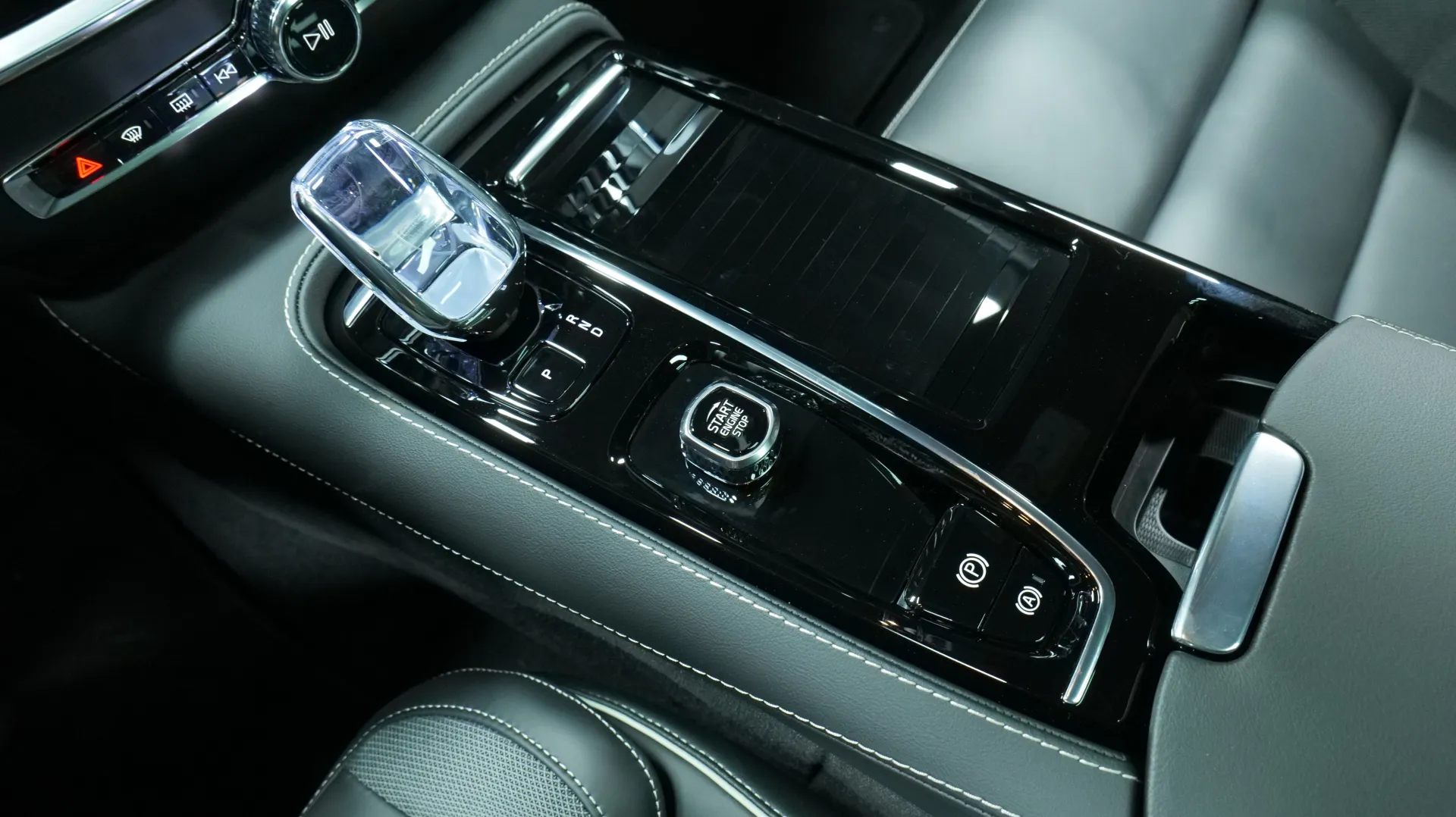 Autokuva 9 - ISL-805