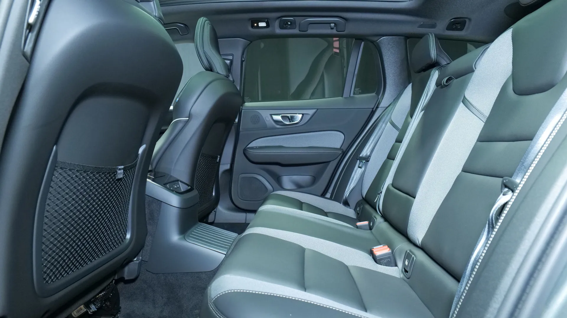 Autokuva 16 - ISL-805