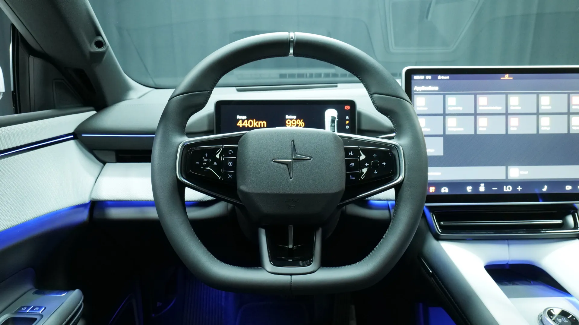 Autokuva 16 - ISL-809