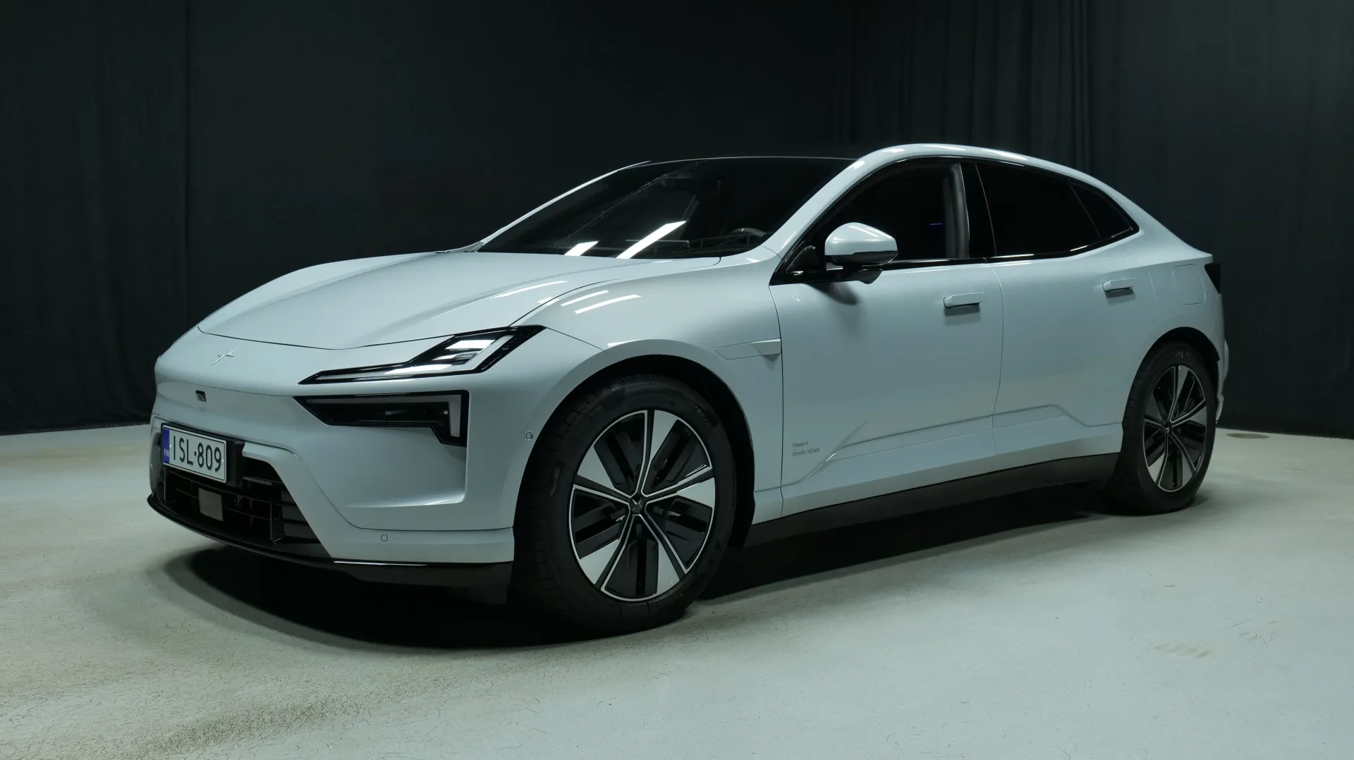 Autokuva 1 - ISL-809