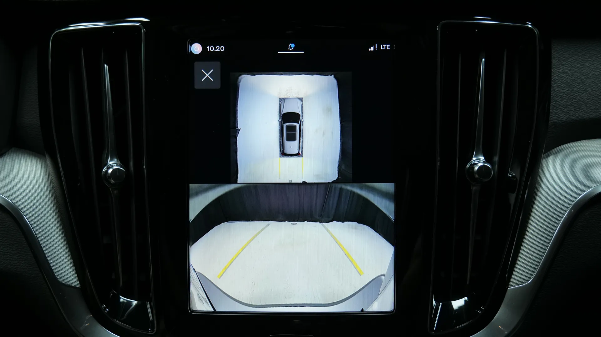 Autokuva 10 - ISM-351