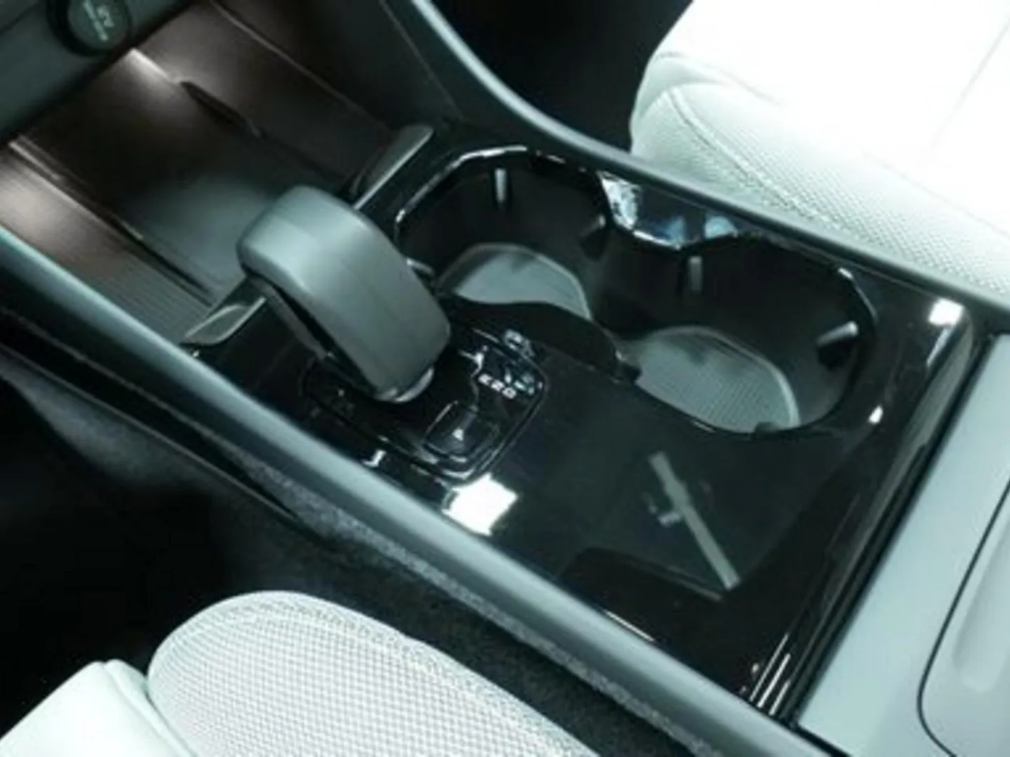 Autokuva 15 - ISN-651