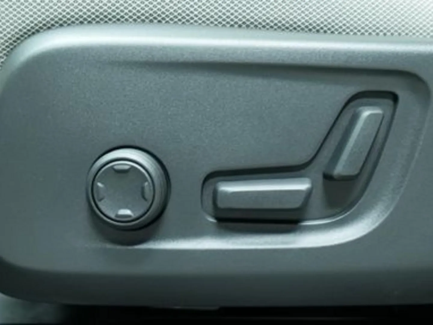 Autokuva 14 - ISN-651