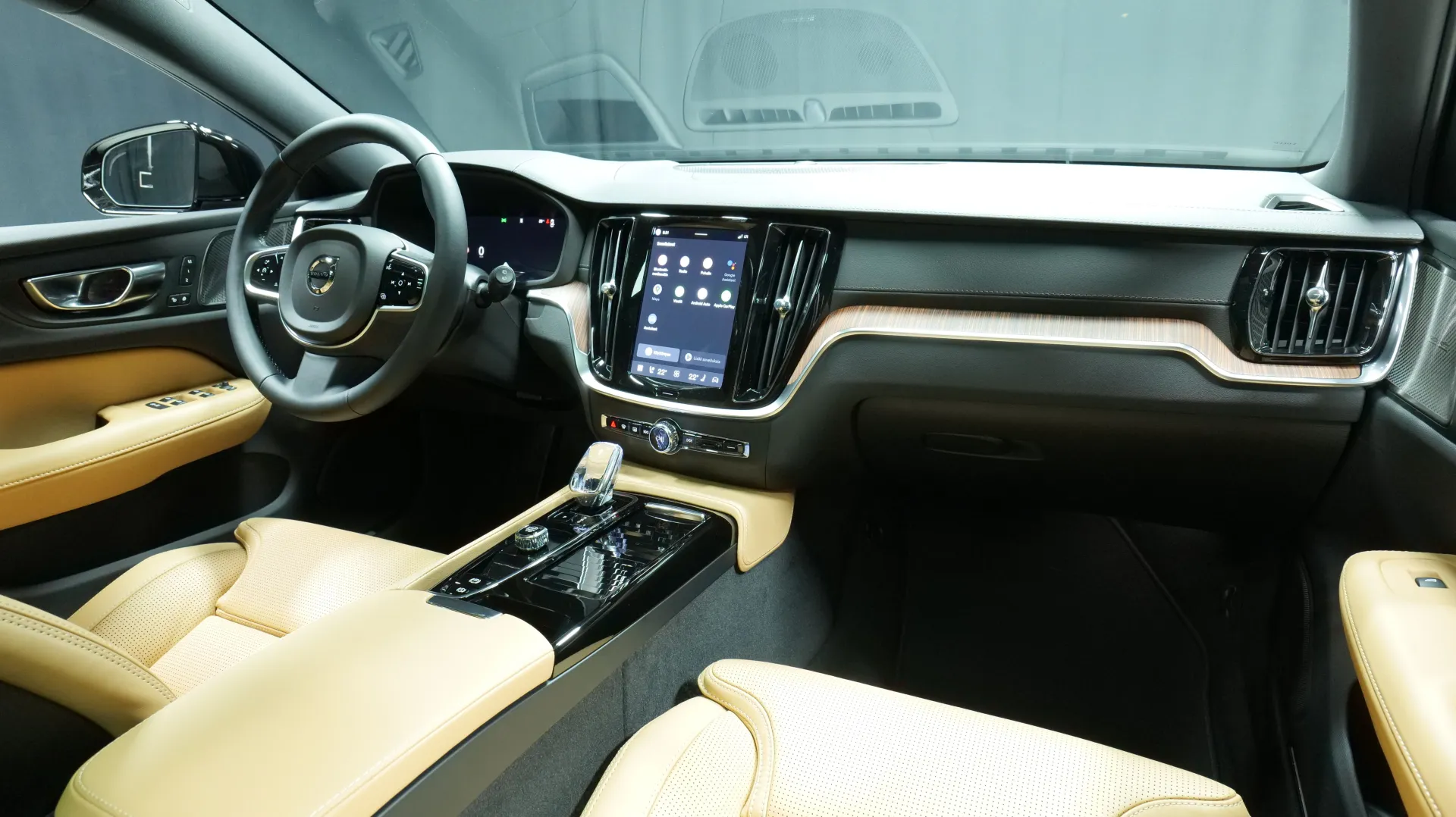 Autokuva 19 - ISN-657