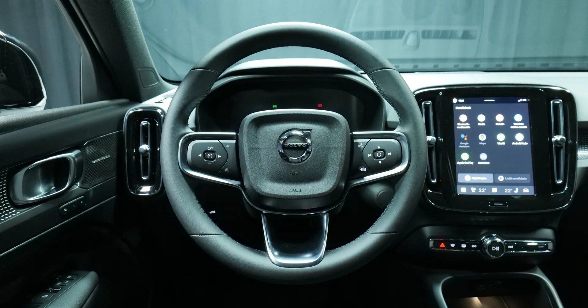 Autokuva 15 - ISN-665