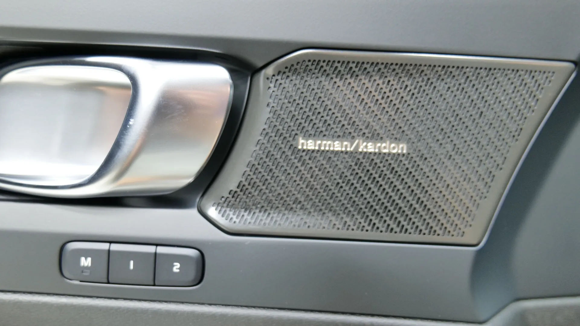 Autokuva 18 - ISN-686