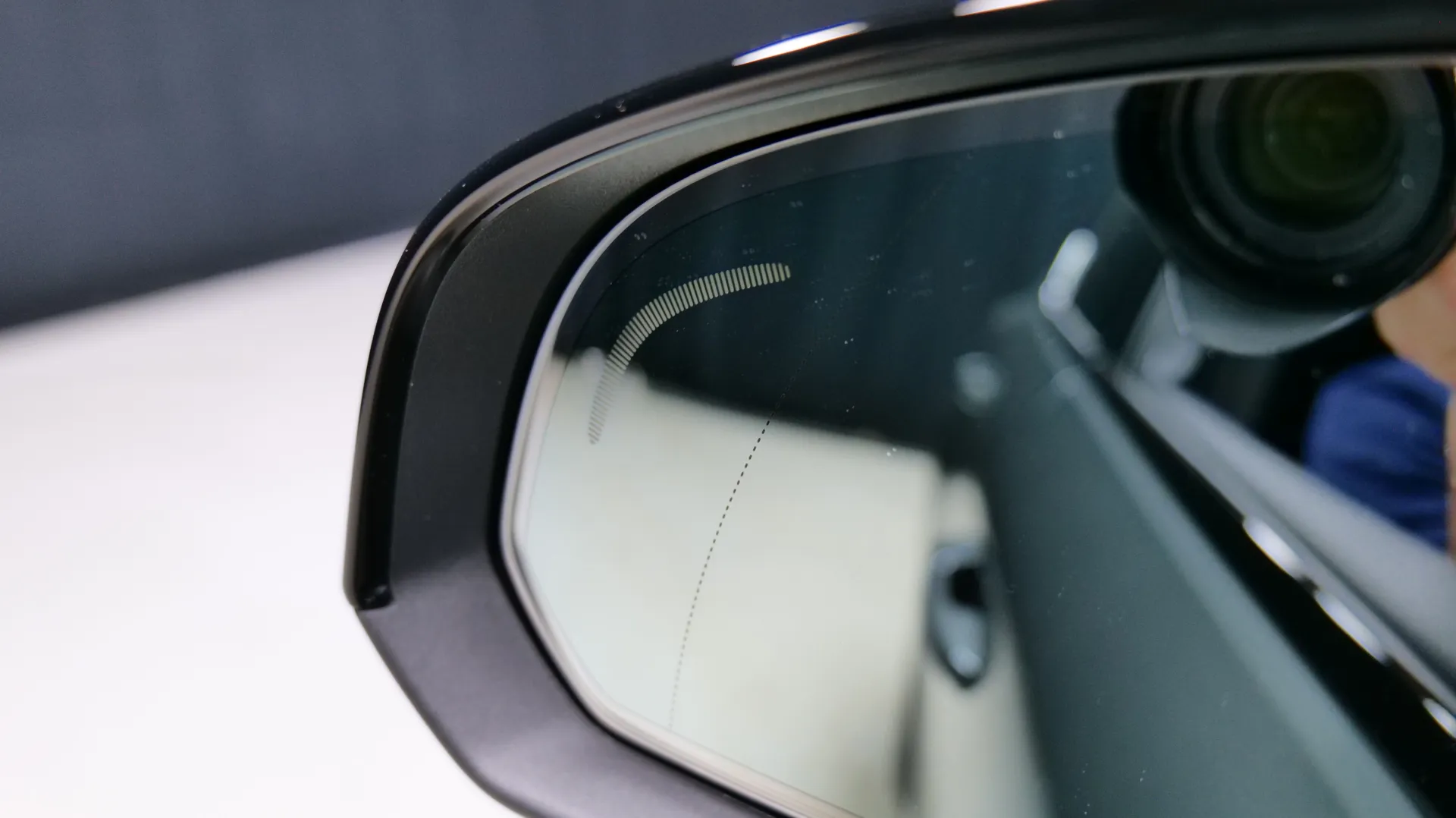 Autokuva 17 - ISN-686