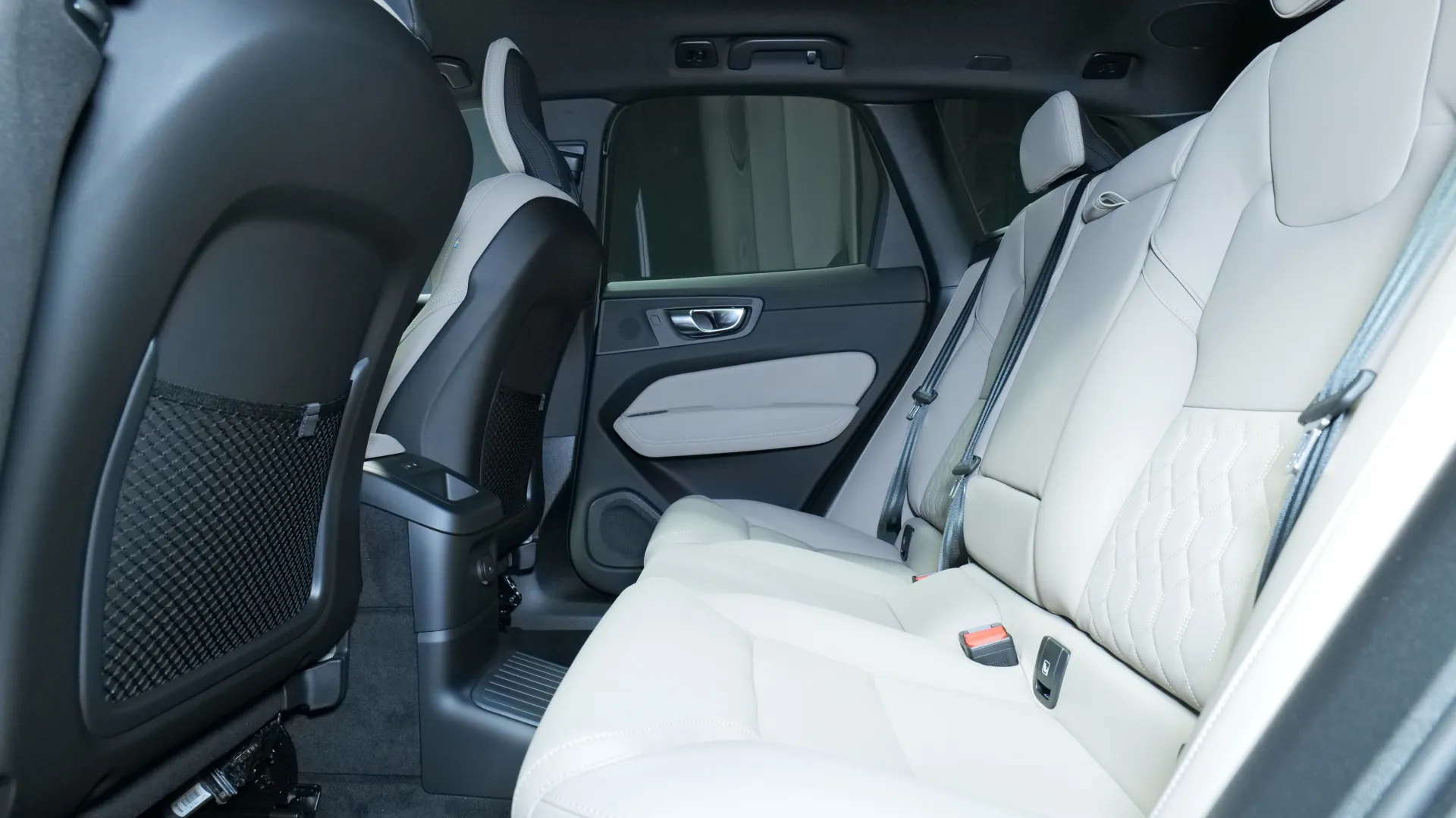 Autokuva 16 - ISN-914