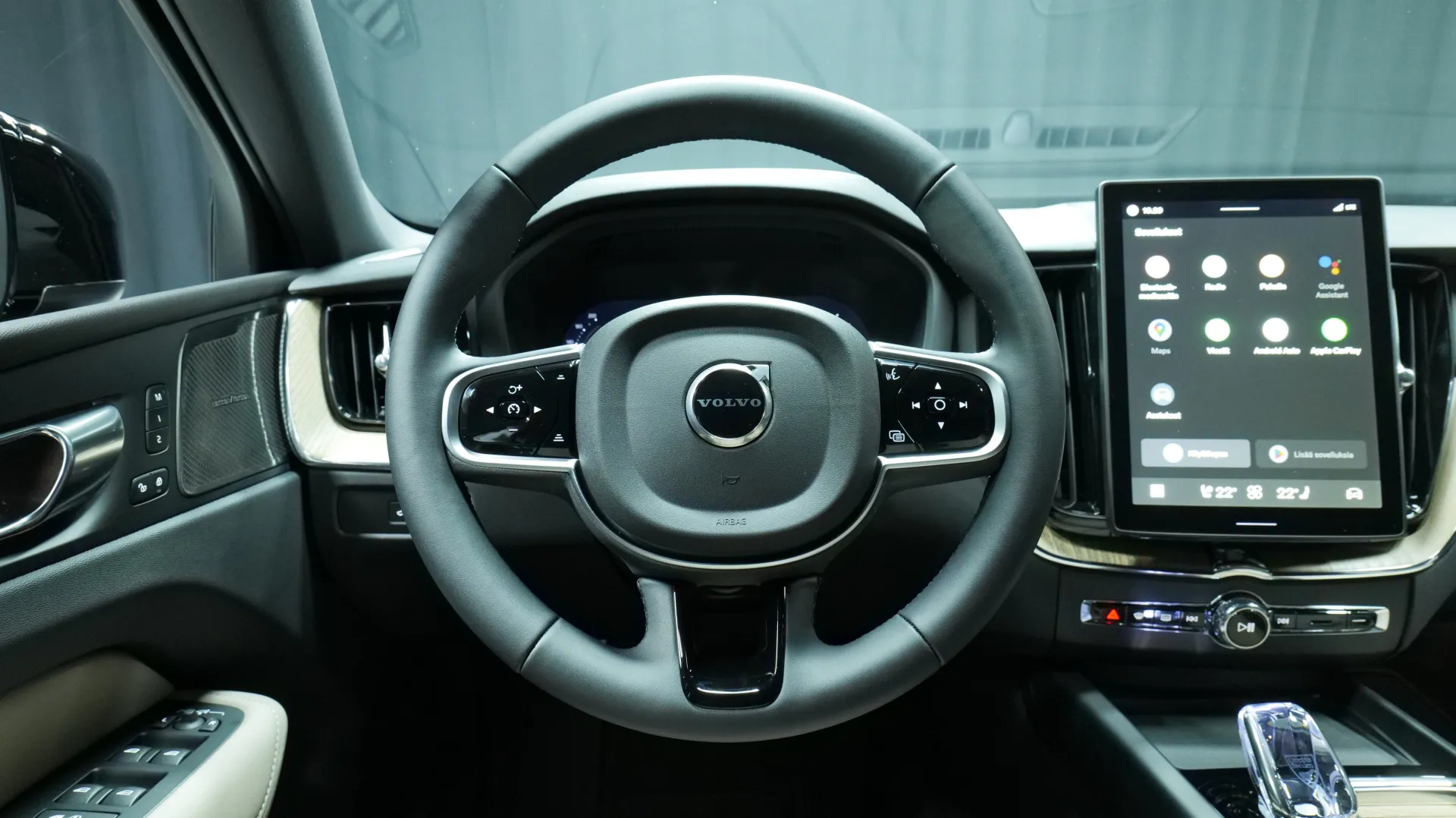 Autokuva 15 - ISN-914