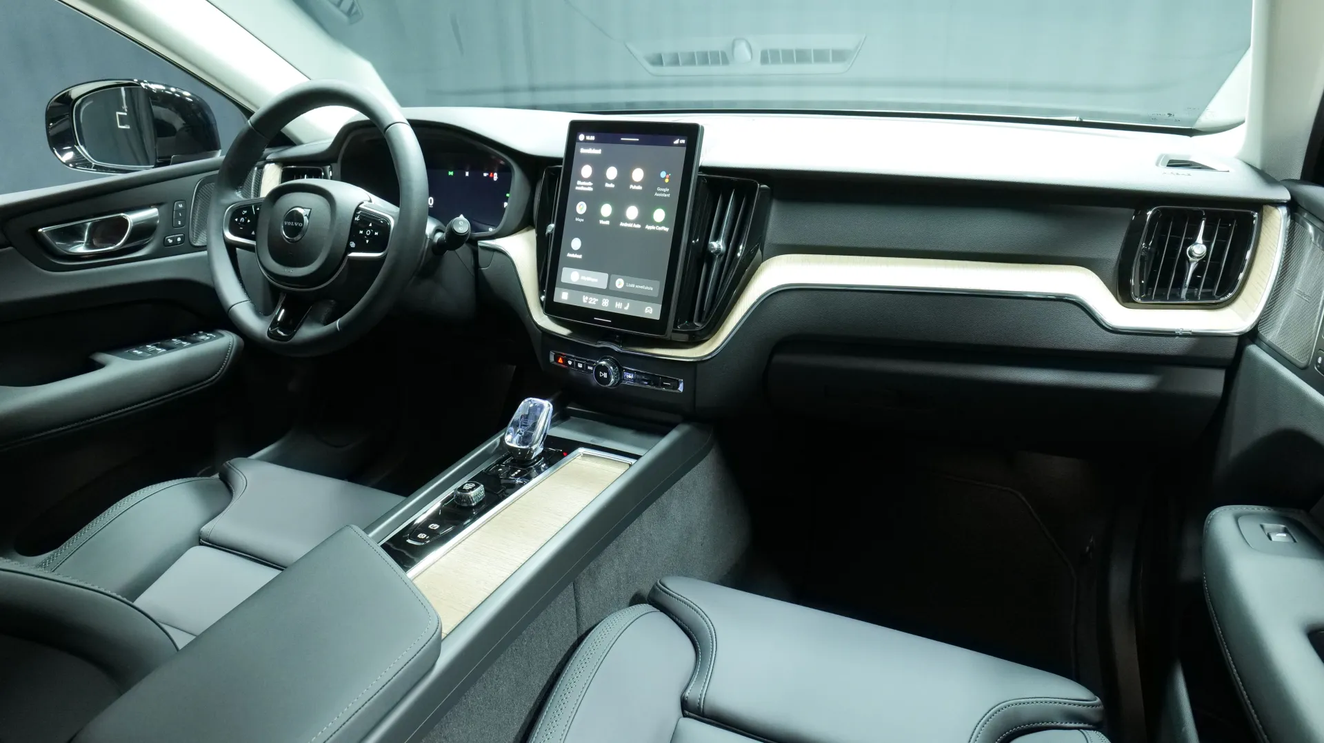 Autokuva 18 - ISN-919