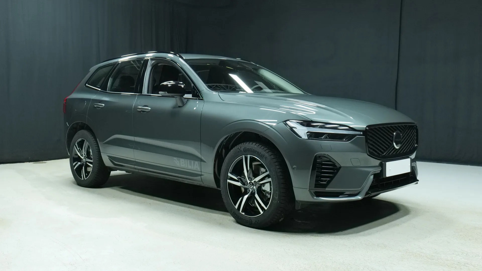 Autokuva 5 - ISN-919