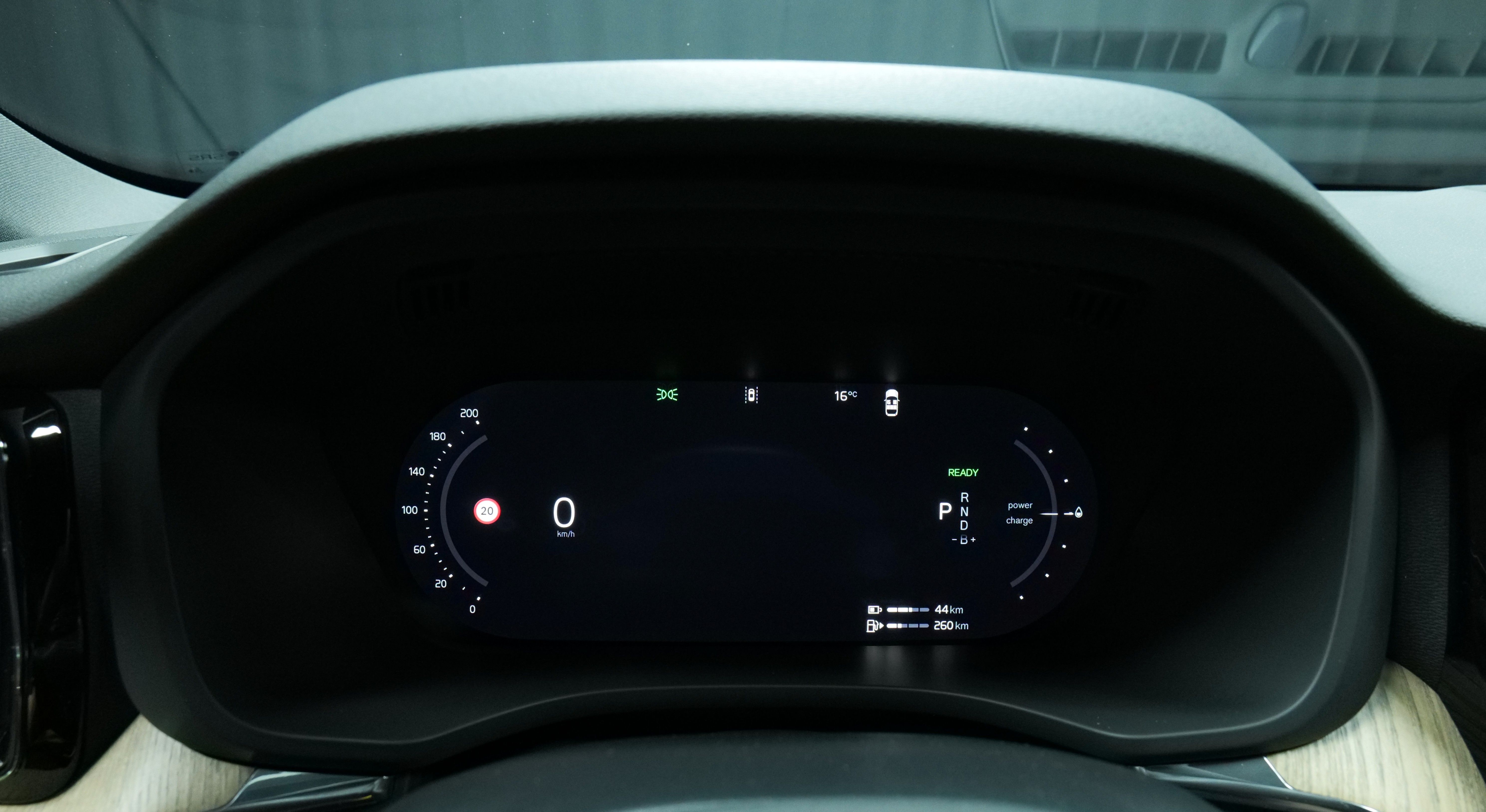 Volvo XC60 T6 AWD Long Range Plus Dark 2026, kuva 6/18