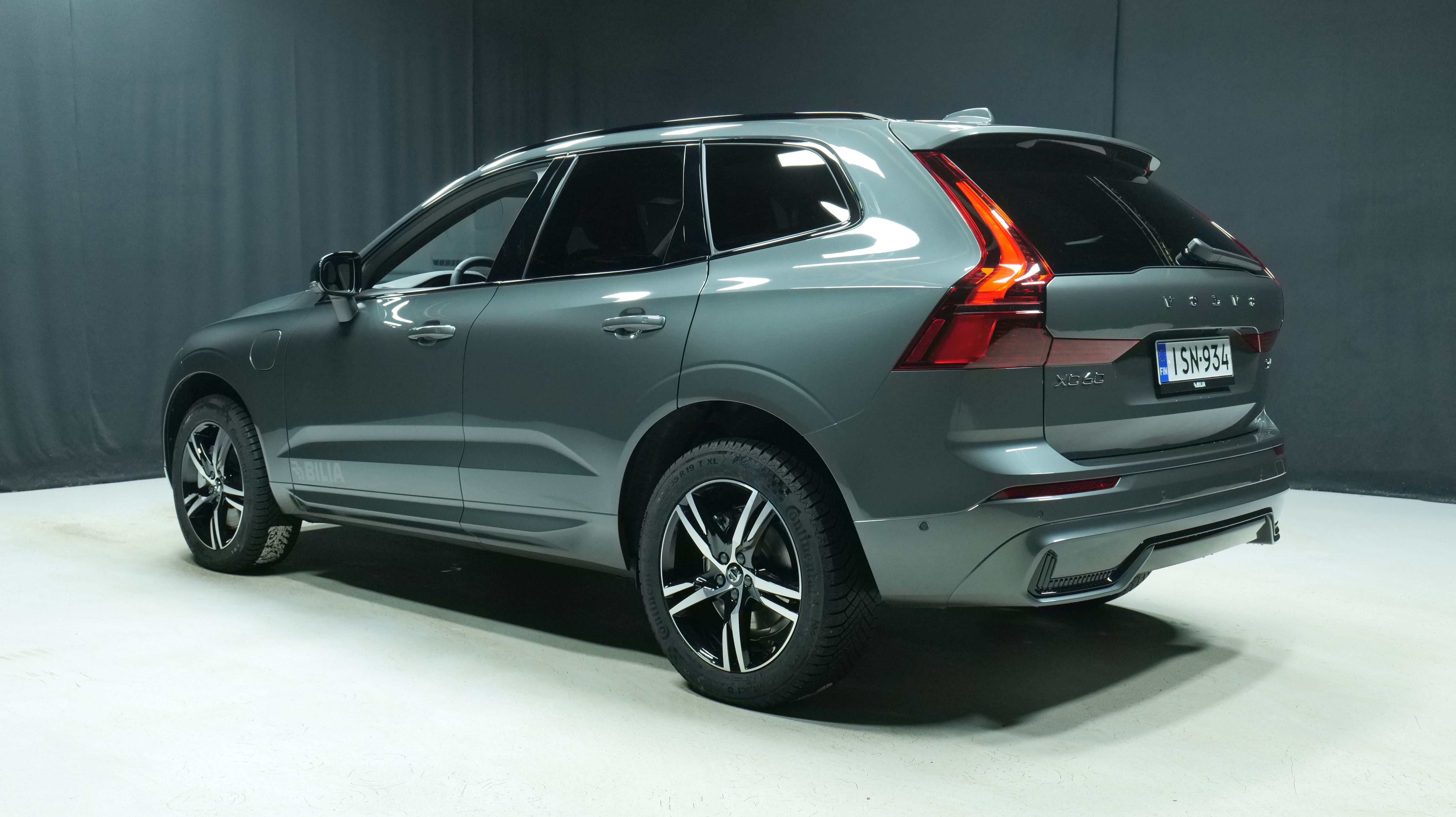 Volvo XC60 T6 AWD Long Range Plus Dark 2026, kuva 2/18