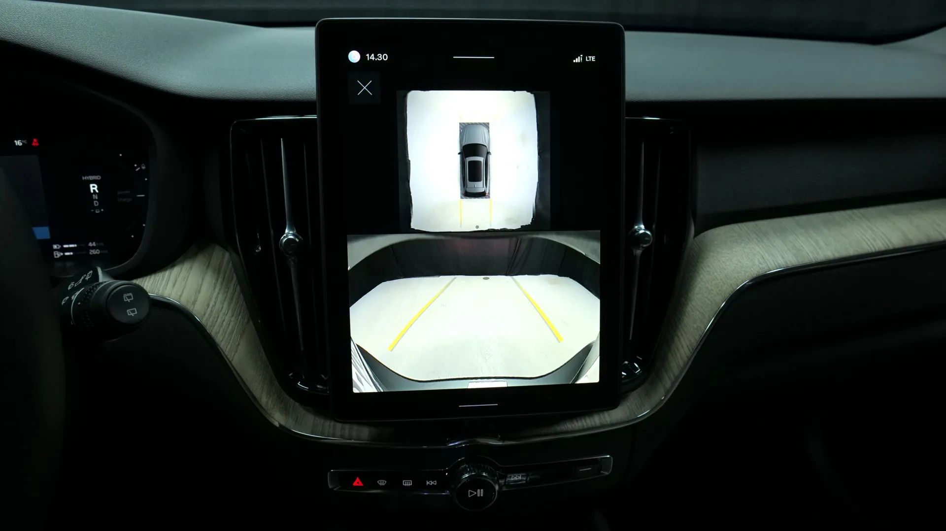 Autokuva 7 - ISN-934