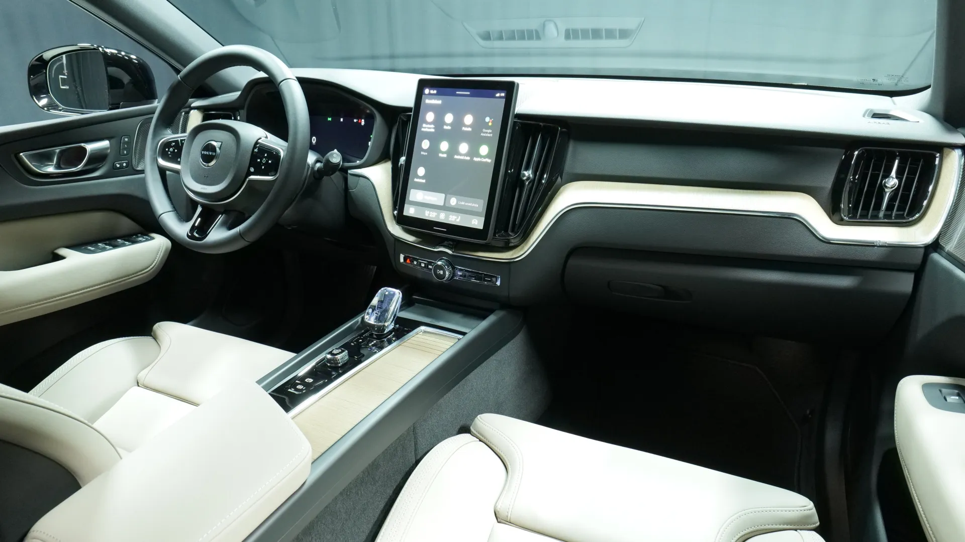 Autokuva 18 - ISN-935