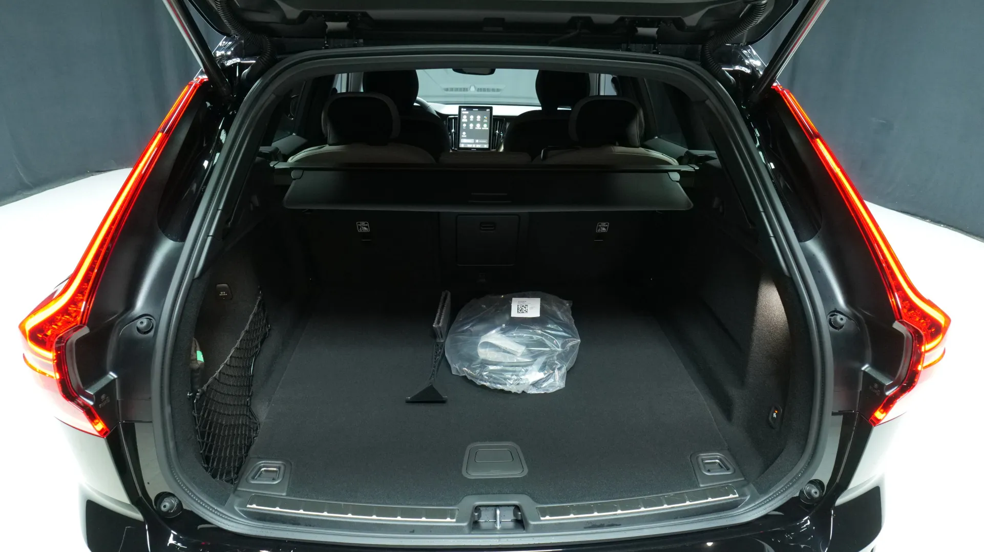 Autokuva 17 - ISN-935