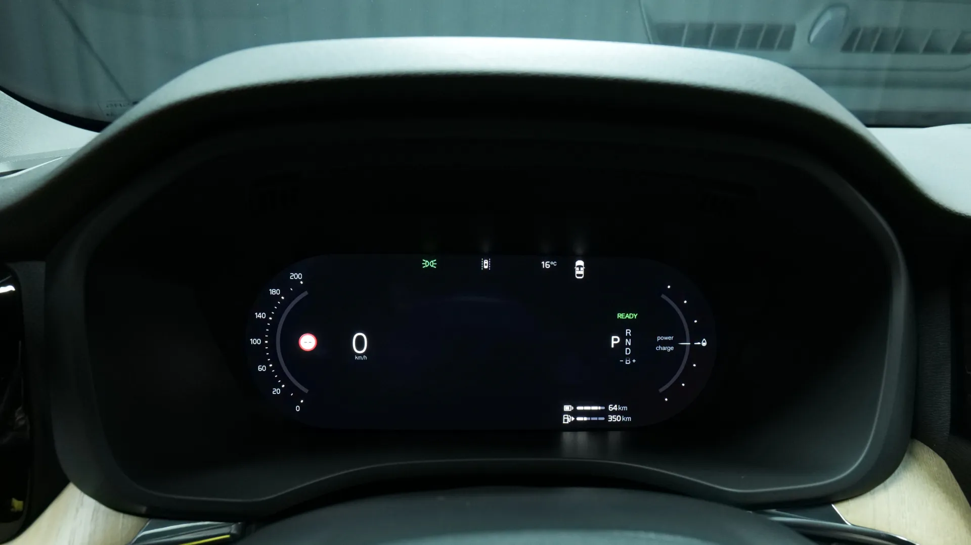 Autokuva 6 - ISN-935