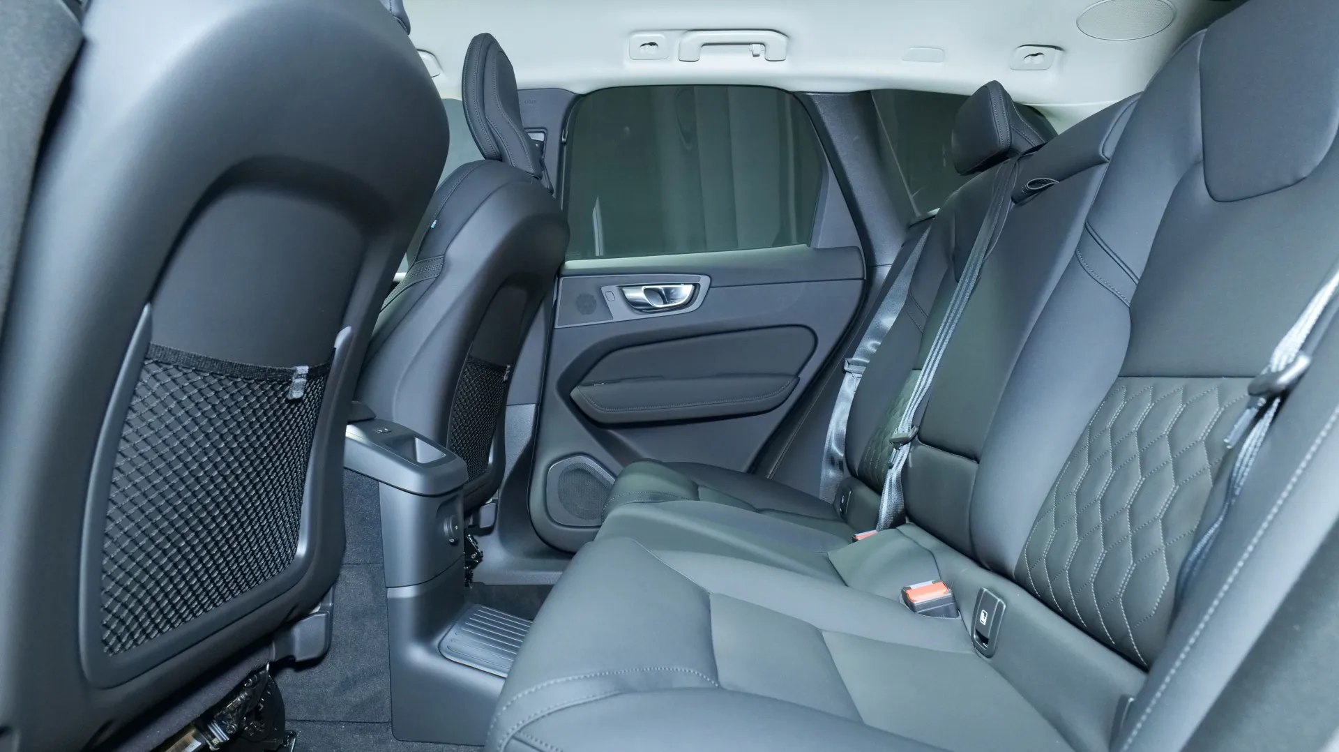 Autokuva 16 - ISP-922