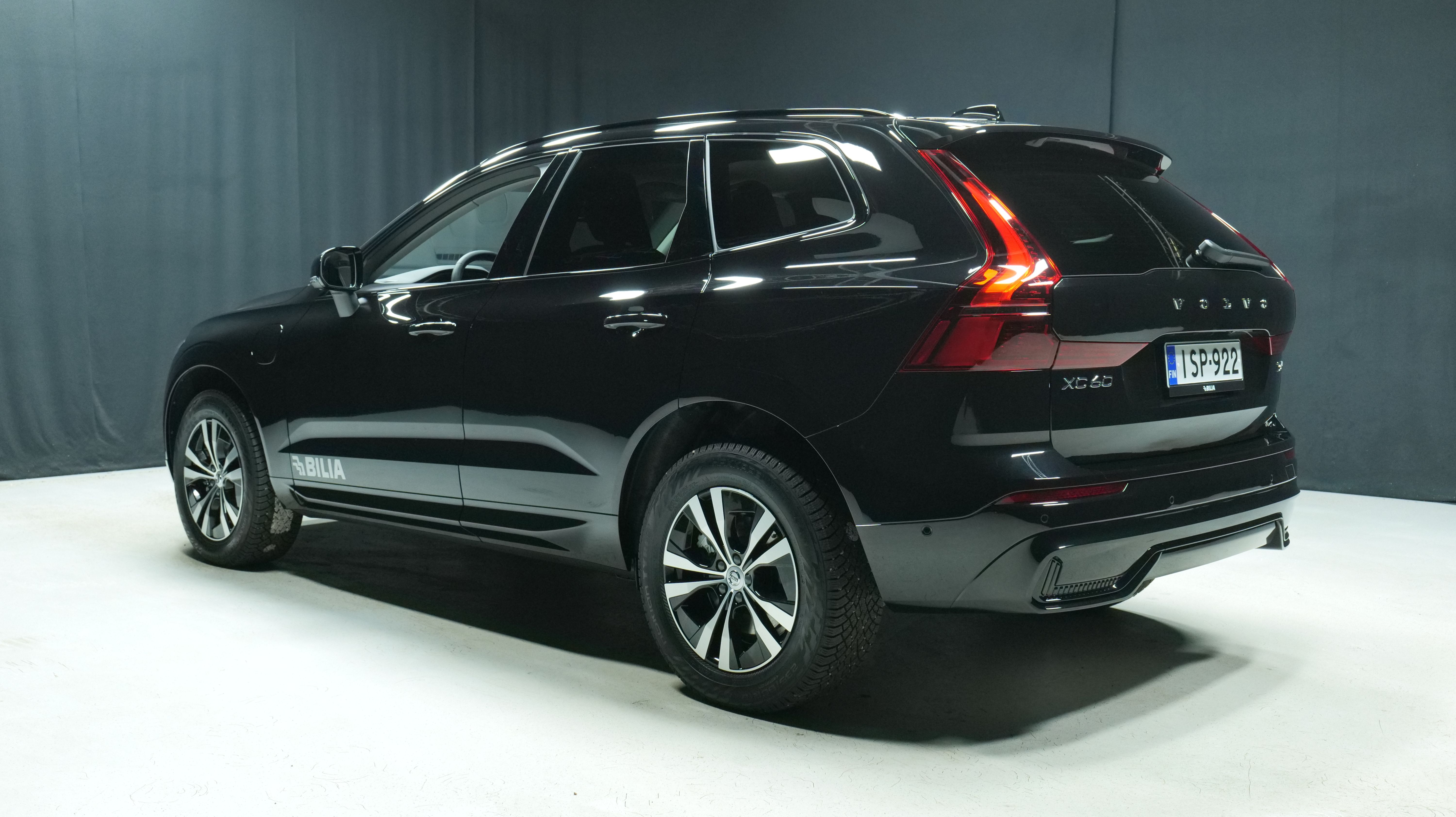 Volvo XC60 T6 AWD Long Range Plus Dark 2026, kuva 2/18