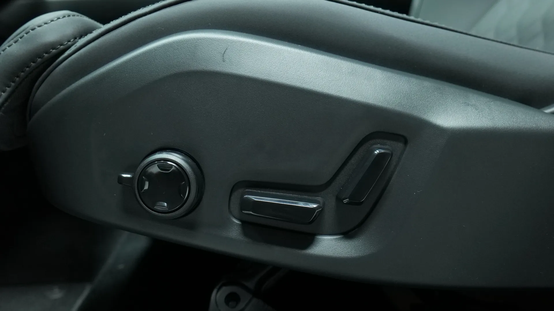 Autokuva 11 - ISP-922