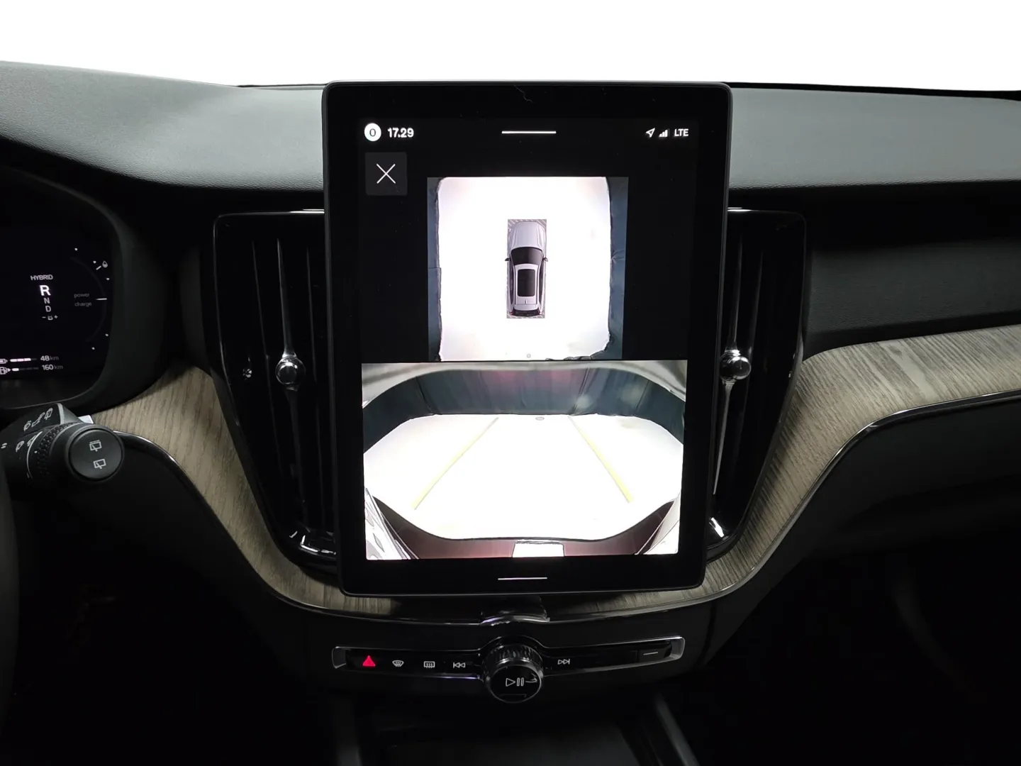 Autokuva 14 - ISP-925