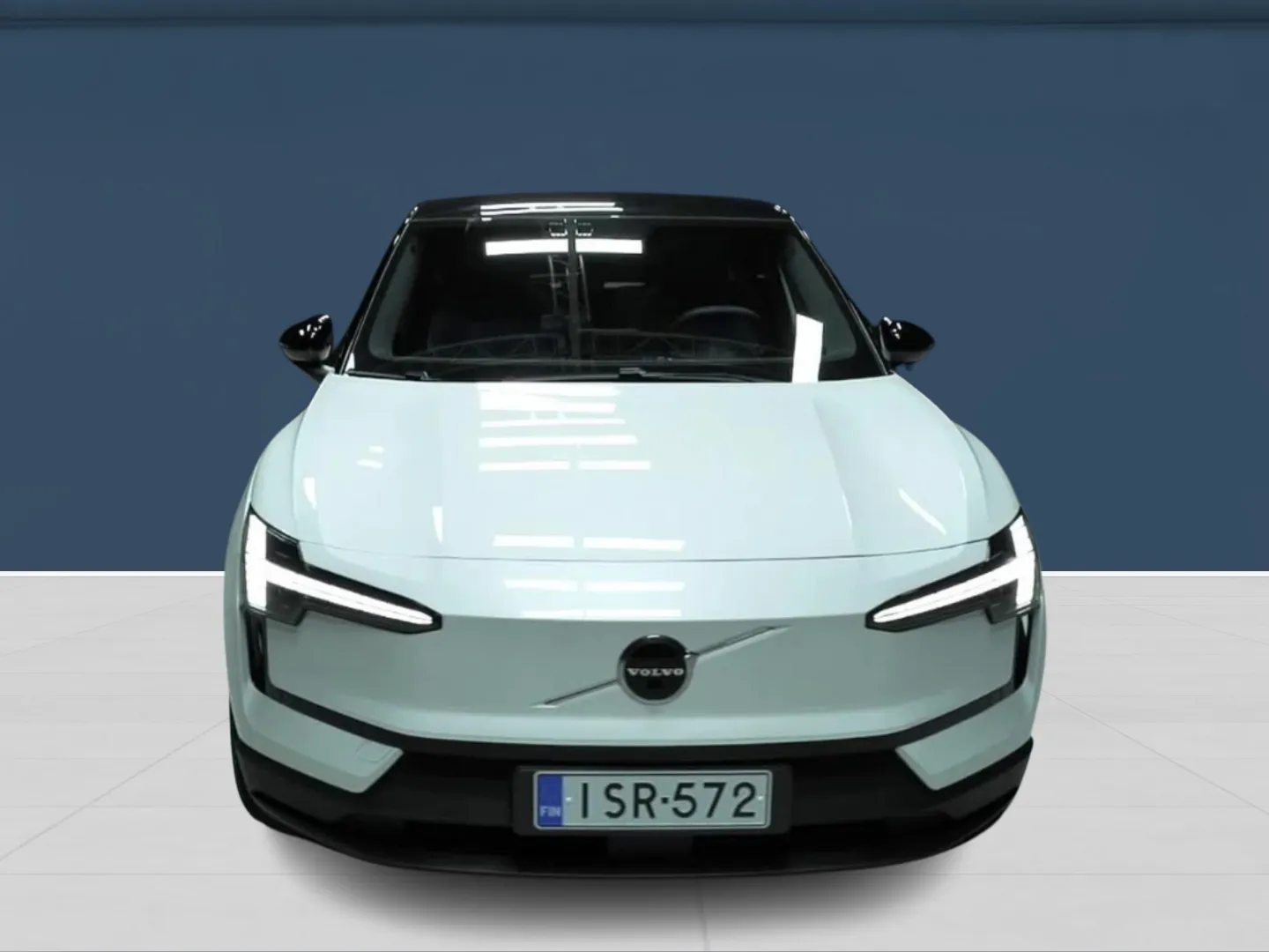 Autokuva 2 - ISR-572