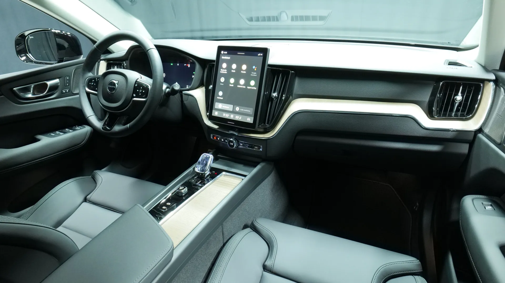 Autokuva 18 - ISR-587