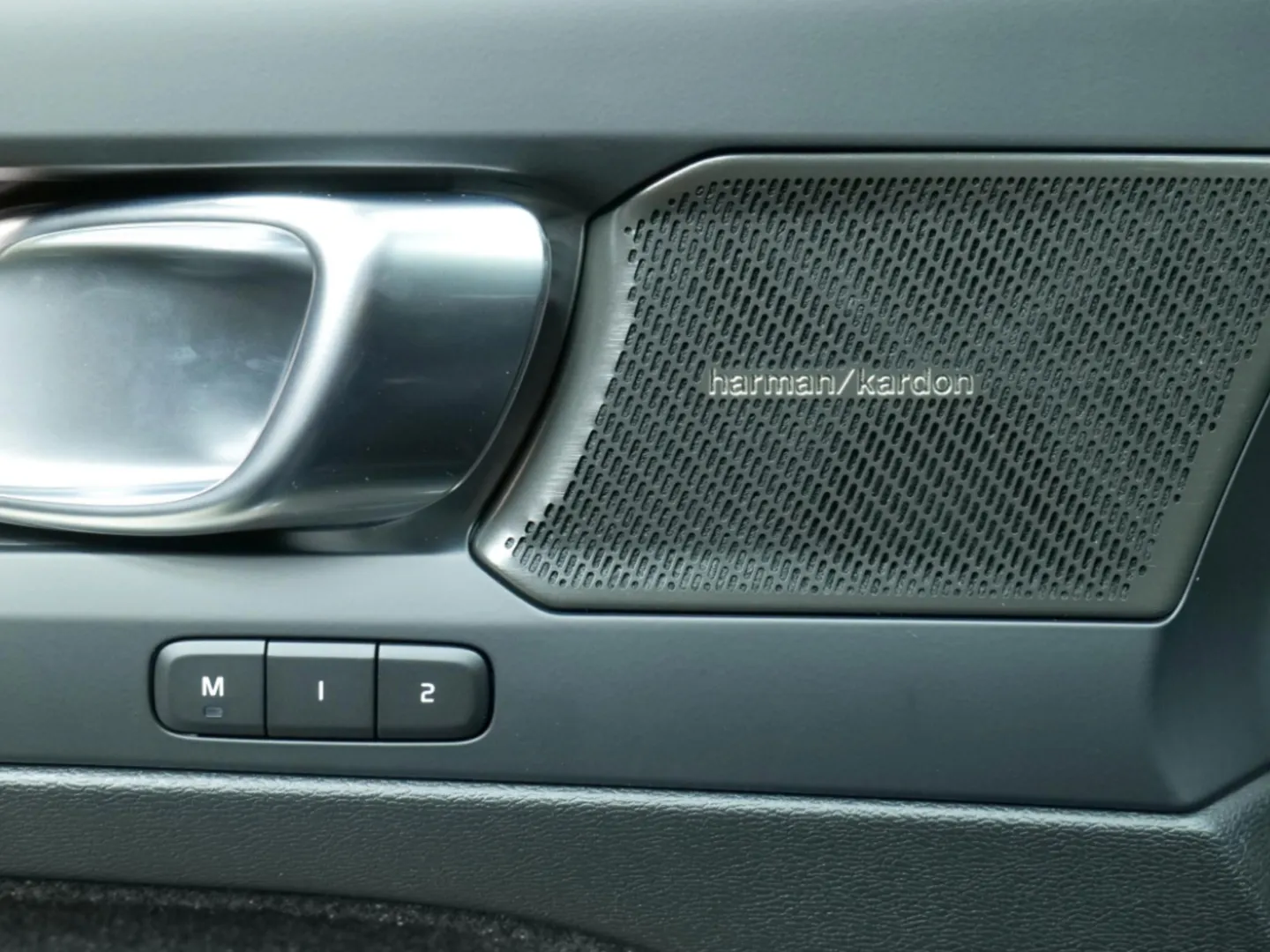 Autokuva 12 - ISV-418