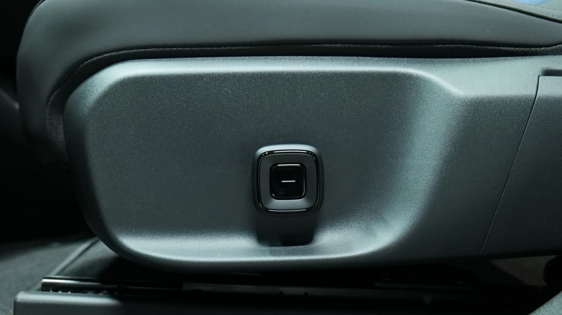 Autokuva 9 - ISV-439